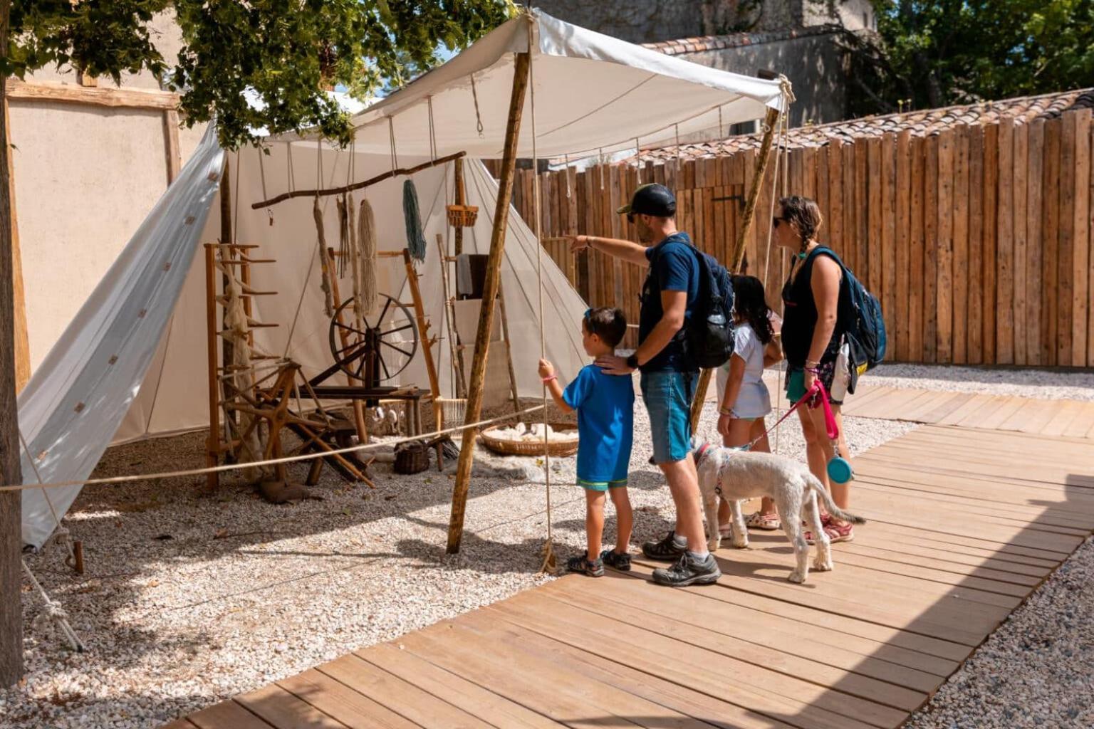 Tout Confort ! Ville, Climatisation, Parking, Wifi, Calme, Tv Carcassonne Buitenkant foto