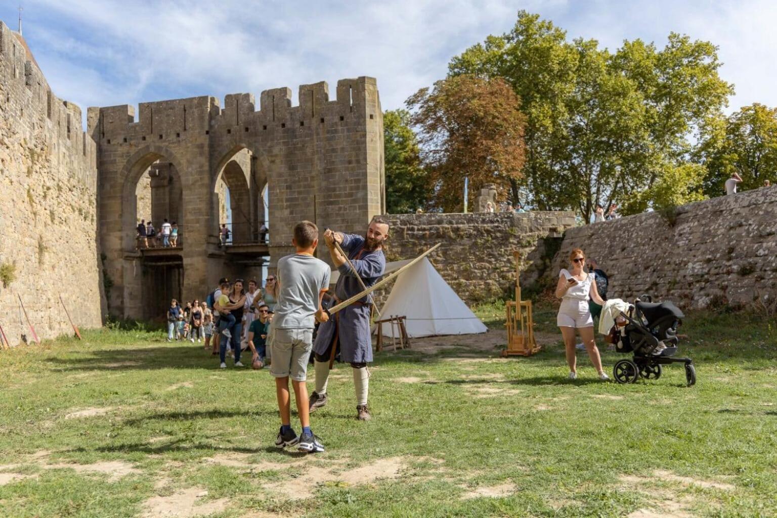 Tout Confort ! Ville, Climatisation, Parking, Wifi, Calme, Tv Carcassonne Buitenkant foto