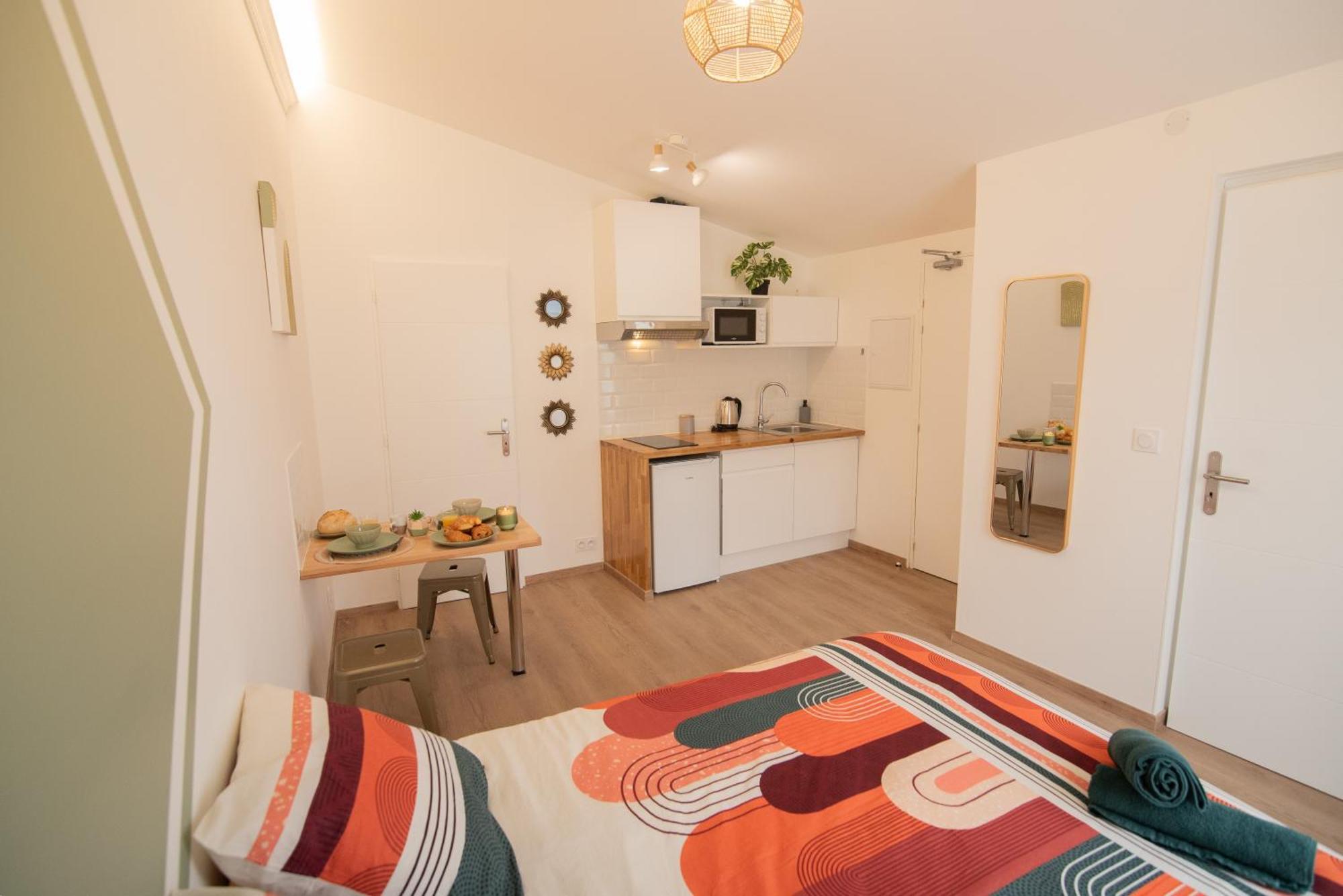 Tout Confort ! Ville, Climatisation, Parking, Wifi, Calme, Tv Carcassonne Buitenkant foto