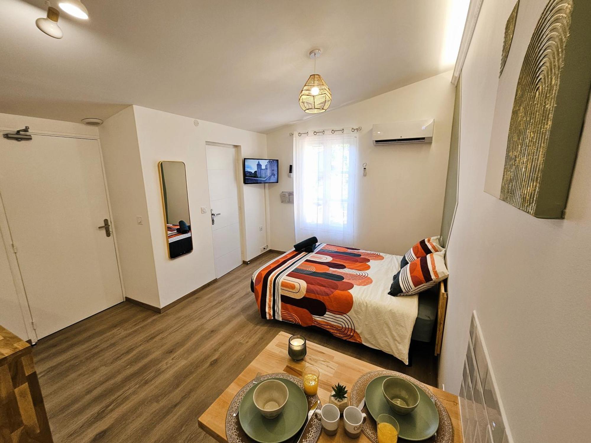 Tout Confort ! Ville, Climatisation, Parking, Wifi, Calme, Tv Carcassonne Buitenkant foto