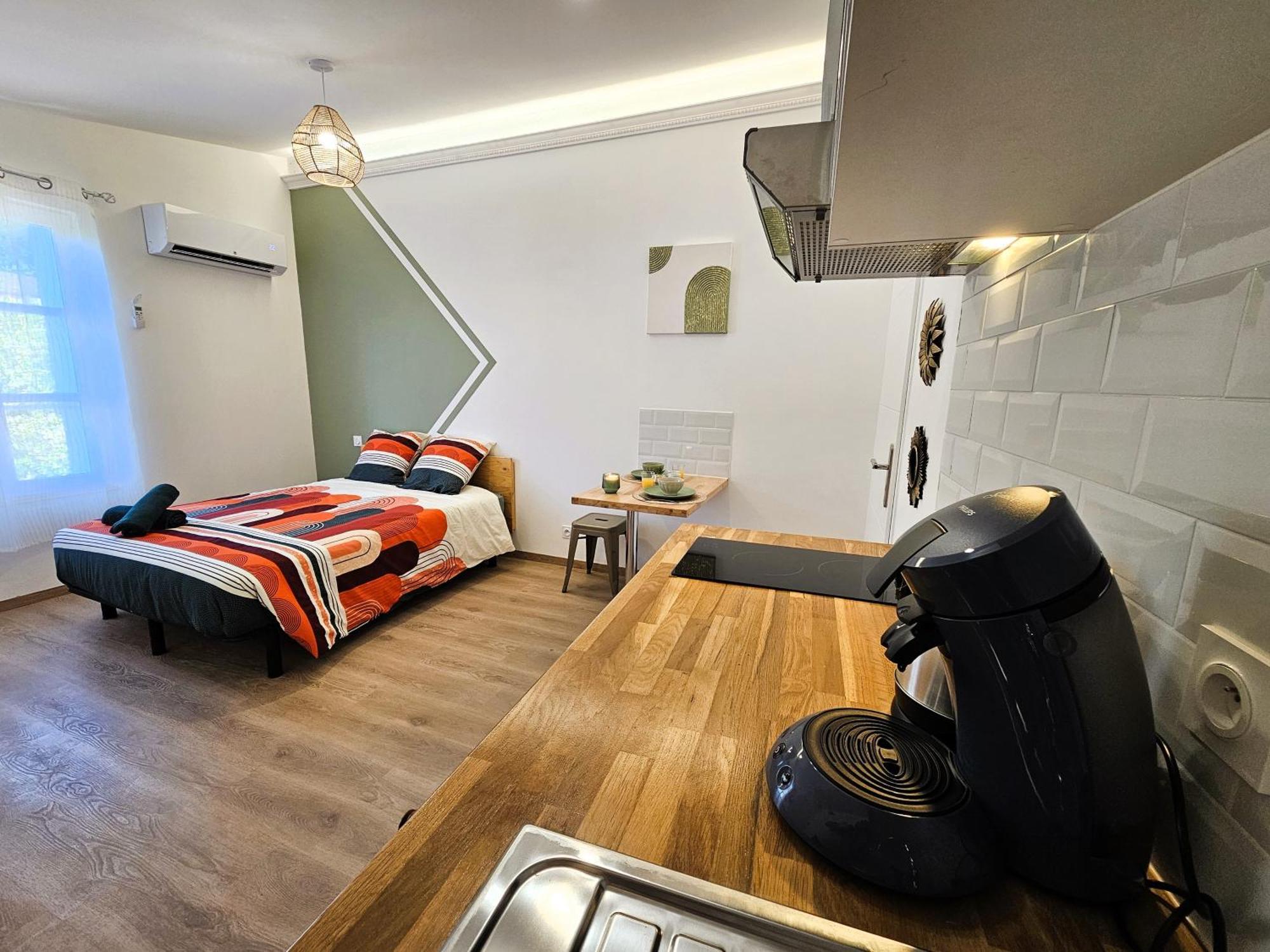 Tout Confort ! Ville, Climatisation, Parking, Wifi, Calme, Tv Carcassonne Buitenkant foto