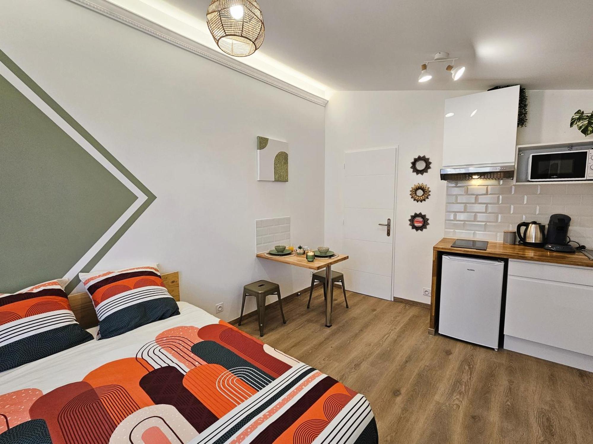 Tout Confort ! Ville, Climatisation, Parking, Wifi, Calme, Tv Carcassonne Buitenkant foto